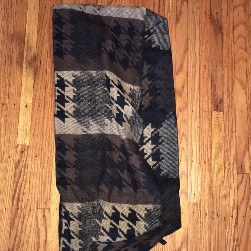 Infinity scarf